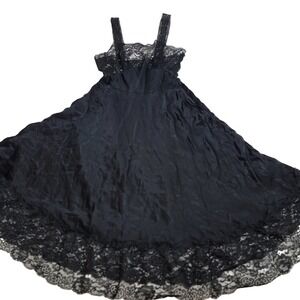 Vintage Lady Leonora Black Lace Trim Nylon Slip Midi Dress Sz 36 US 10 Goth Sexy